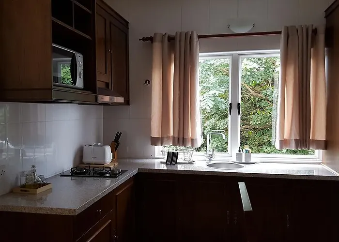 Kayola - Self Catering * Pointe La Rue