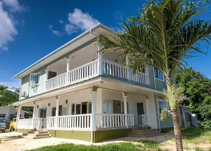 Lägenhet Kayola - Self Catering Pointe La Rue