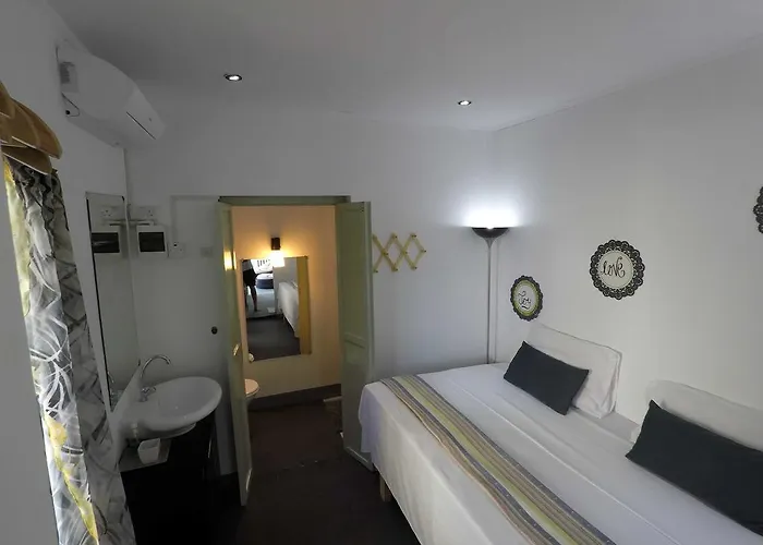 Kayola - Self Catering